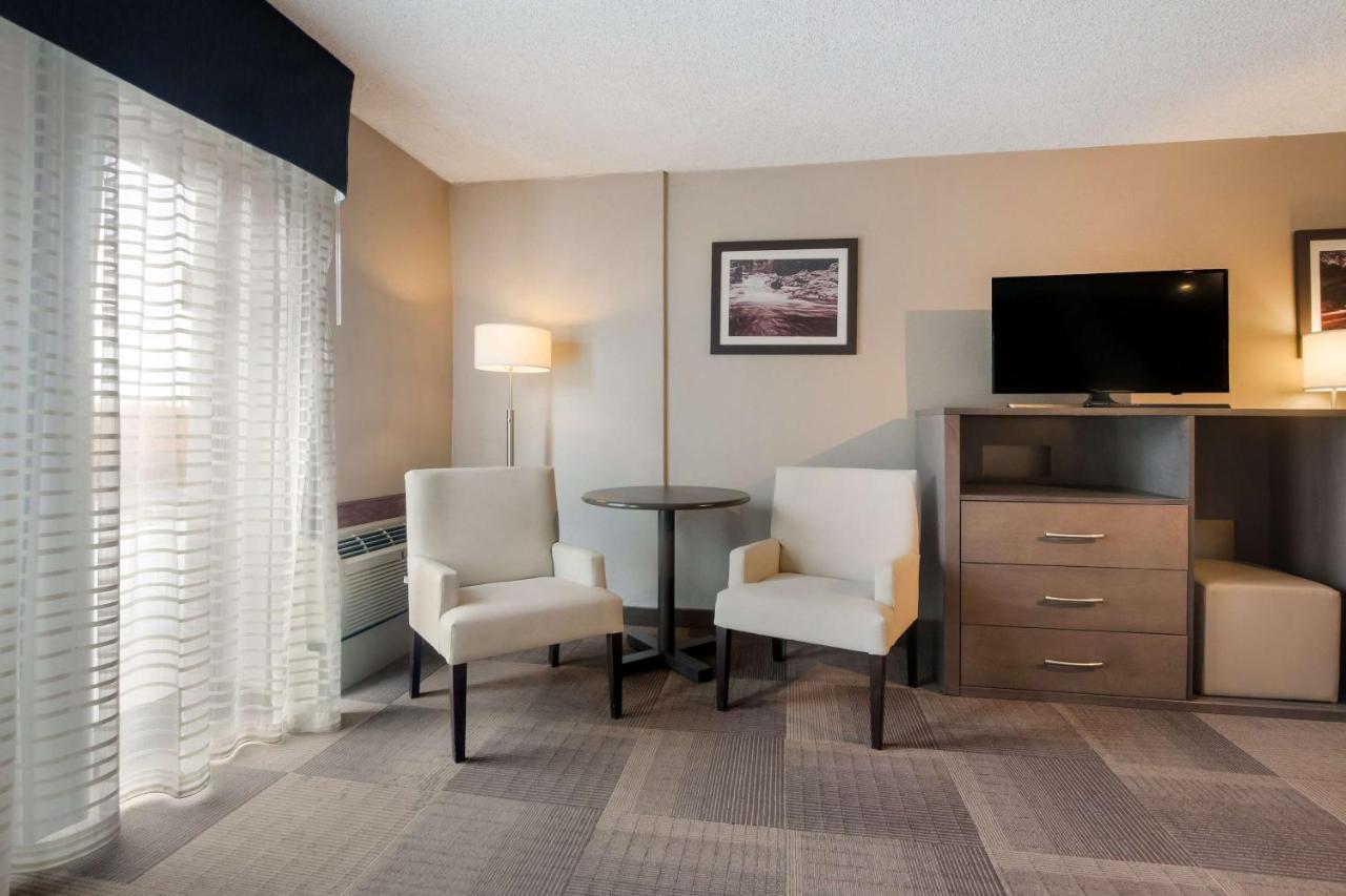 Best Western St Catharines Hotel & Conference Centre Saint Catharines Exterior foto